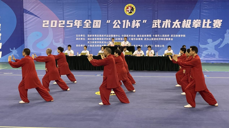 李仲华, https, 名运动员角