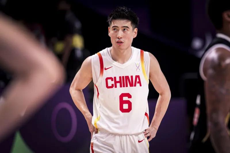 之所以这样, ue, 他只能顶一